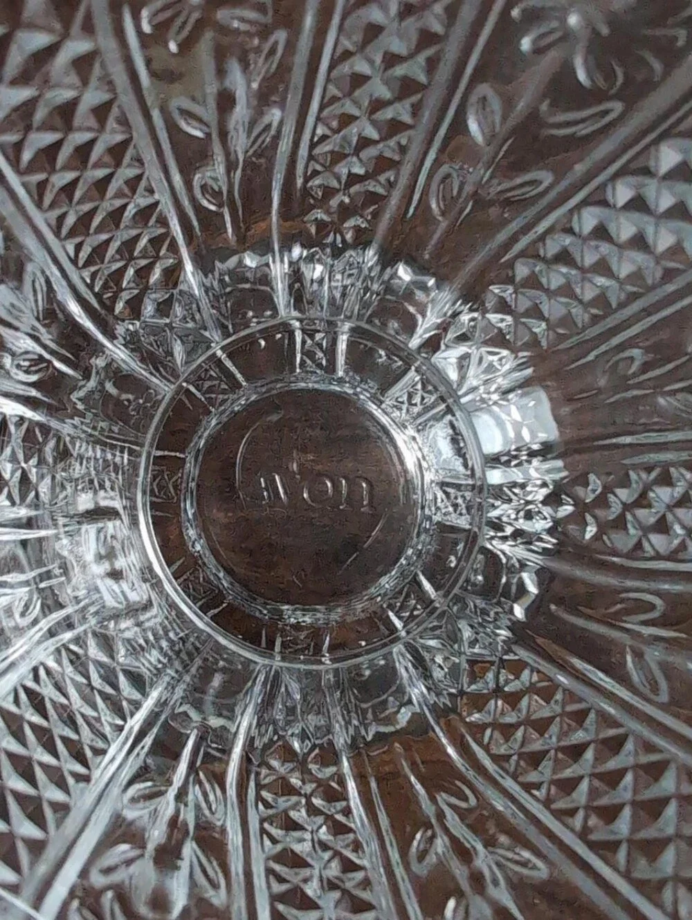 Vintage Avon Daisy Glass